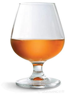 酒精飲料 歷史的倒影與人生的詩(shī)意交融